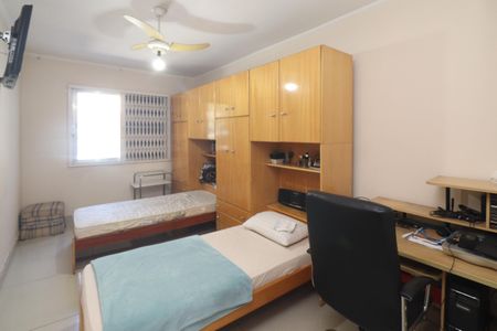 Casa à venda com 310m², 5 quartos e 2 vagasQuarto 2