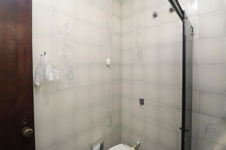 Casa à venda com 310m², 5 quartos e 2 vagasBanheiro da Suíte