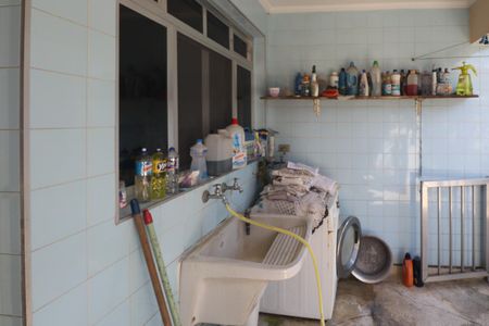 Casa à venda com 310m², 5 quartos e 2 vagasÁrea de Serviço