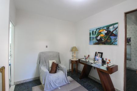 Casa à venda com 210m², 2 quartos e sem vaga Casa à venda com 210m², 2 quartos e sem vagaSala 2