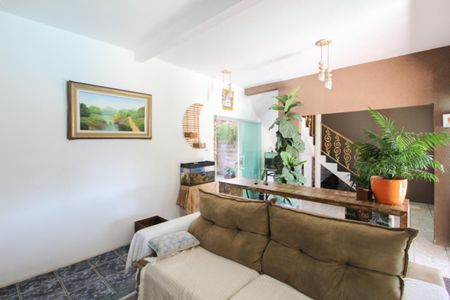 Casa à venda com 210m², 2 quartos e sem vaga Casa à venda com 210m², 2 quartos e sem vagaSala 1