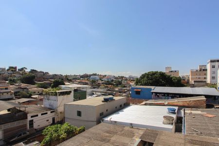Casa à venda com 210m², 2 quartos e sem vaga Casa à venda com 210m², 2 quartos e sem vagaVista