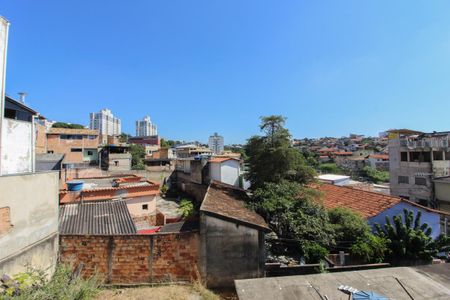 Casa à venda com 210m², 2 quartos e sem vaga Casa à venda com 210m², 2 quartos e sem vagaVista
