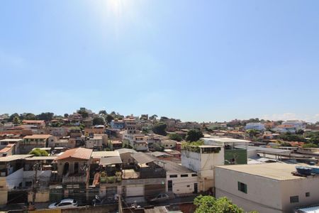 Casa à venda com 210m², 2 quartos e sem vaga Casa à venda com 210m², 2 quartos e sem vagaVista