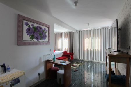Casa à venda com 210m², 2 quartos e sem vaga Casa à venda com 210m², 2 quartos e sem vagaSuíte