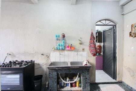 Casa à venda com 210m², 2 quartos e sem vaga Casa à venda com 210m², 2 quartos e sem vagaCozinha 2