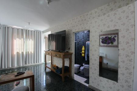 Casa à venda com 210m², 2 quartos e sem vaga Casa à venda com 210m², 2 quartos e sem vagaSuíte