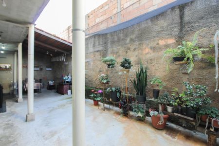 Casa à venda com 210m², 2 quartos e sem vaga Casa à venda com 210m², 2 quartos e sem vagaCozinha 2