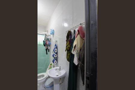 Casa à venda com 210m², 2 quartos e sem vaga Casa à venda com 210m², 2 quartos e sem vagaBanheiro Social