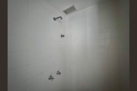 Apartamento à venda com 81m², 3 quartos e 1 vagaCozinha e Área de Serviço - Banheiro