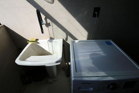 Apartamento à venda com 67m², 3 quartos e 1 vagaÁrea de Serviço