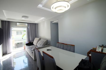 Sala de apartamento à venda com 3 quartos, 67m² em Vaz Lobo, Rio de Janeiro
