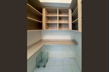 Apartamento à venda com 144m², 3 quartos e 2 vagasQuarto de Serviço