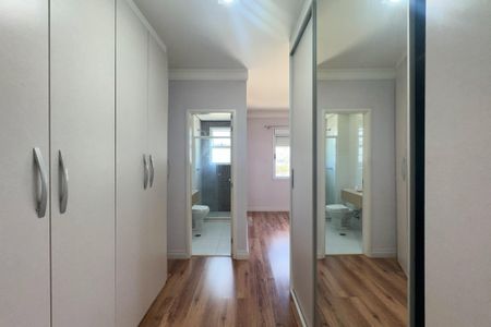 Apartamento à venda com 144m², 3 quartos e 2 vagasCloset - Suíte 3