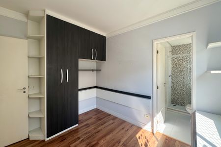 Apartamento à venda com 144m², 3 quartos e 2 vagasSuíte 2