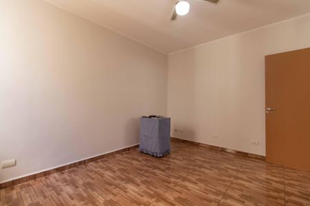 Casa para alugar com 175m², 3 quartos e 3 vagas Casa para alugar com 175m², 3 quartos e 3 vagasQuarto 1