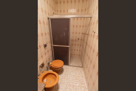 Casa para alugar com 175m², 3 quartos e 3 vagas Casa para alugar com 175m², 3 quartos e 3 vagasBanheiro