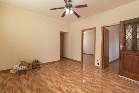 Casa para alugar com 175m², 3 quartos e 3 vagas Casa para alugar com 175m², 3 quartos e 3 vagasSala