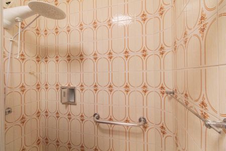 Casa para alugar com 175m², 3 quartos e 3 vagas Casa para alugar com 175m², 3 quartos e 3 vagasBanheiro