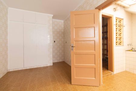 Casa para alugar com 175m², 3 quartos e 3 vagas Casa para alugar com 175m², 3 quartos e 3 vagasCozinha
