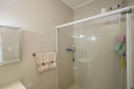 Casa à venda com 121m², 3 quartos e 2 vagasBanheiro 3