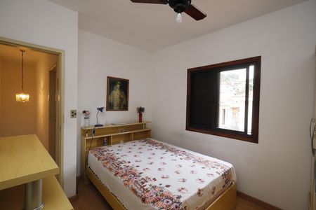 Casa à venda com 121m², 3 quartos e 2 vagasSuíte 