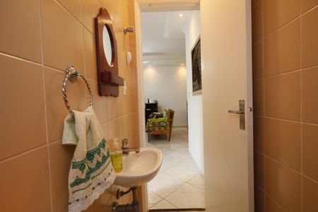 Casa à venda com 121m², 3 quartos e 2 vagasLavabo