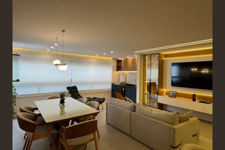 Apartamento à venda com 89m², 2 quartos e 2 vagas Apartamento à venda com 89m², 2 quartos e 2 vagasSala