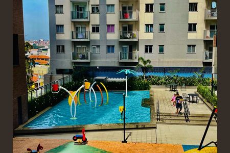 Apartamento à venda com 89m², 2 quartos e 2 vagas Apartamento à venda com 89m², 2 quartos e 2 vagasÁrea comum - Piscina
