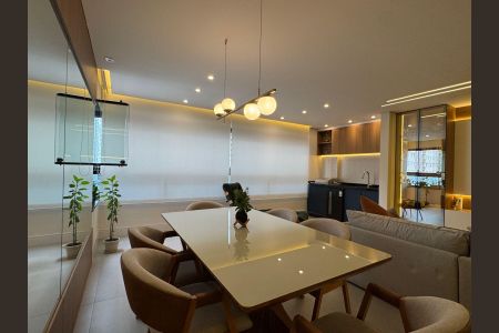 Apartamento à venda com 89m², 2 quartos e 2 vagas Apartamento à venda com 89m², 2 quartos e 2 vagasSala