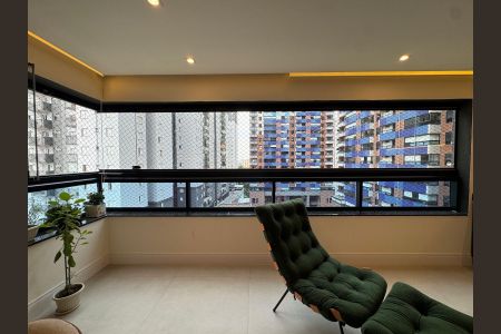 Apartamento à venda com 89m², 2 quartos e 2 vagas Apartamento à venda com 89m², 2 quartos e 2 vagasVaranda da Sala