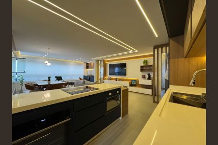 Apartamento à venda com 89m², 2 quartos e 2 vagas Apartamento à venda com 89m², 2 quartos e 2 vagasCozinha
