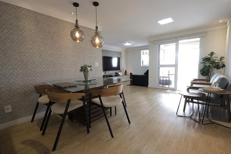 Sala de apartamento à venda com 2 quartos, 90m² em Vila Pires, Santo André
