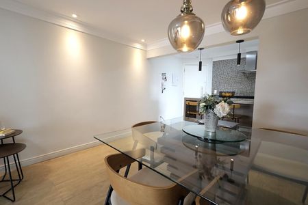 Apartamento à venda com 90m², 2 quartos e 2 vagas Apartamento à venda com 90m², 2 quartos e 2 vagasSala
