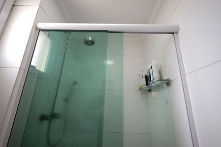 Apartamento à venda com 90m², 2 quartos e 2 vagas Apartamento à venda com 90m², 2 quartos e 2 vagasBanheiro Quarto Suíte