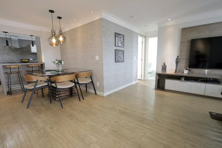 Sala de apartamento à venda com 2 quartos, 90m² em Vila Pires, Santo André