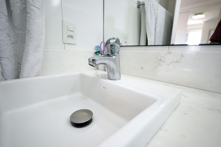 Apartamento à venda com 90m², 2 quartos e 2 vagas Apartamento à venda com 90m², 2 quartos e 2 vagasBanheiro Quarto Suíte