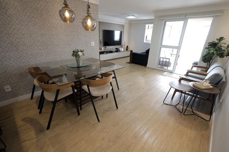 Apartamento à venda com 90m², 2 quartos e 2 vagas Apartamento à venda com 90m², 2 quartos e 2 vagasSala