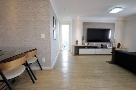 Apartamento à venda com 90m², 2 quartos e 2 vagas Apartamento à venda com 90m², 2 quartos e 2 vagasSala