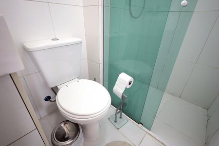 Apartamento à venda com 90m², 2 quartos e 2 vagas Apartamento à venda com 90m², 2 quartos e 2 vagasBanheiro Quarto Suíte