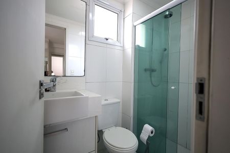 Apartamento à venda com 90m², 2 quartos e 2 vagas Apartamento à venda com 90m², 2 quartos e 2 vagasBanheiro Quarto Suíte