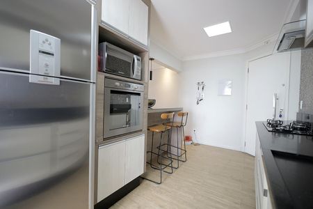 Apartamento à venda com 90m², 2 quartos e 2 vagas Apartamento à venda com 90m², 2 quartos e 2 vagasCozinha