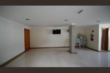 Apartamento para alugar com 52m², 2 quartos e 1 vagaÁrea comum - Salão de festas