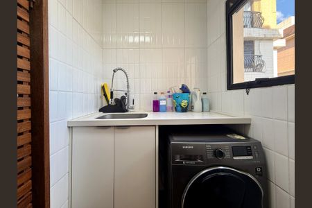 Apartamento à venda com 148m², 3 quartos e 3 vagasÁrea de Serviço