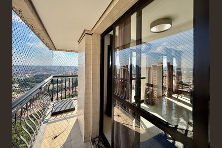 Sacada de apartamento à venda com 3 quartos, 148m² em Santo Amaro, São Paulo