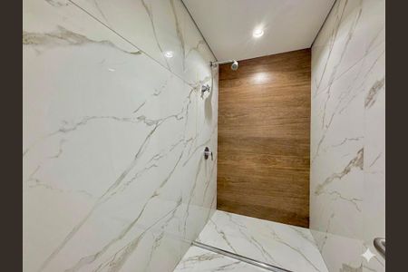 Apartamento à venda com 148m², 3 quartos e 3 vagasBanheiro de Serviço