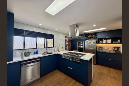Apartamento à venda com 148m², 3 quartos e 3 vagasCozinha 