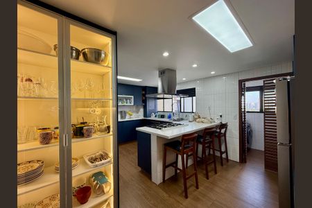 Apartamento à venda com 148m², 3 quartos e 3 vagasCozinha 