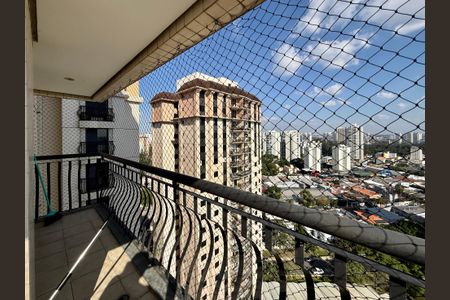 Apartamento à venda com 148m², 3 quartos e 3 vagasSacada