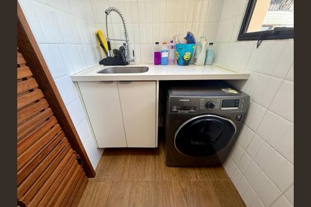 Apartamento à venda com 148m², 3 quartos e 3 vagasÁrea de Serviço